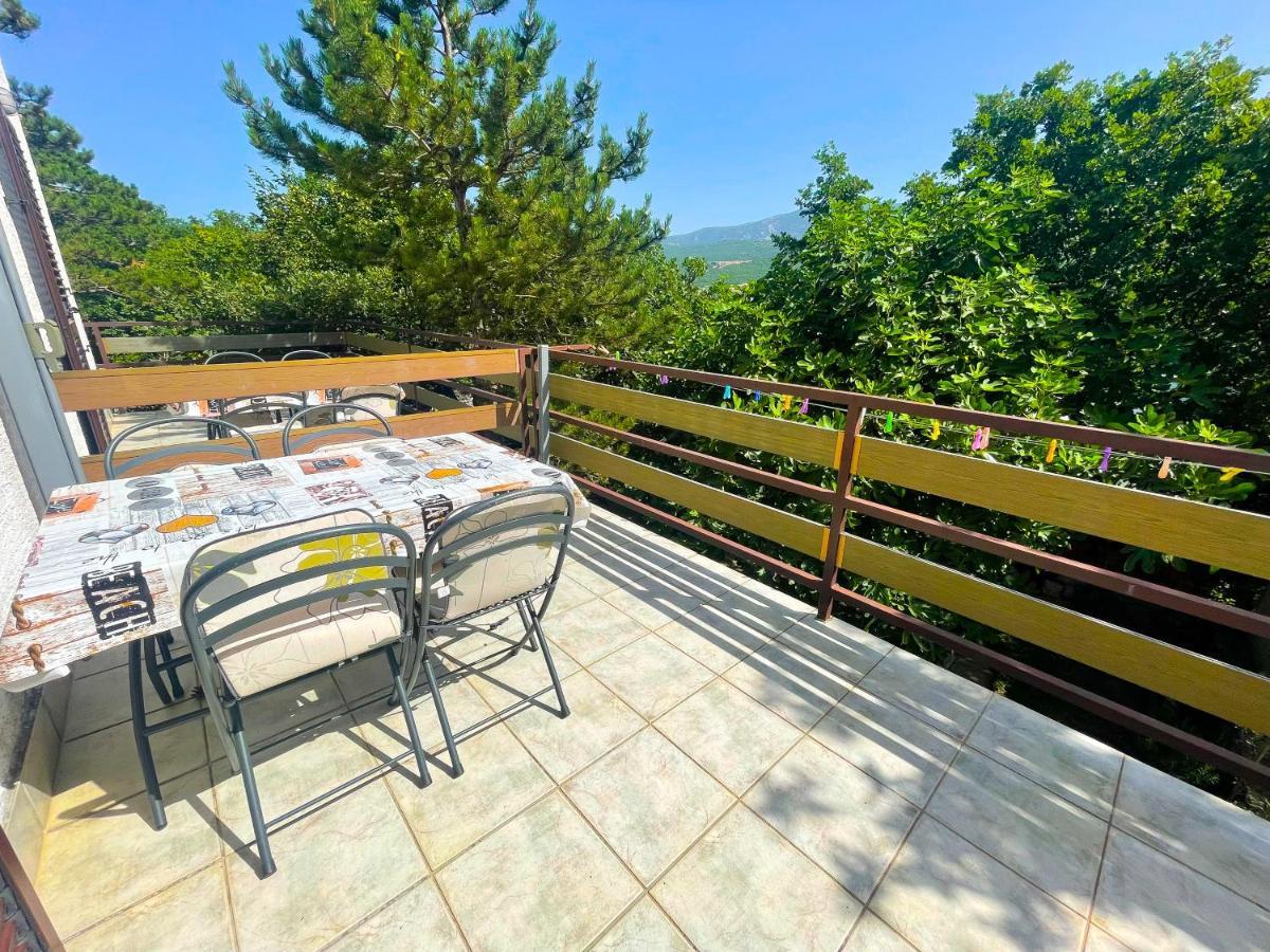 Apartmani Irena Jadranovo Exteriör bild