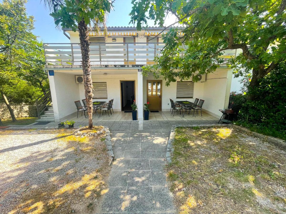 Apartmani Irena Jadranovo Exteriör bild