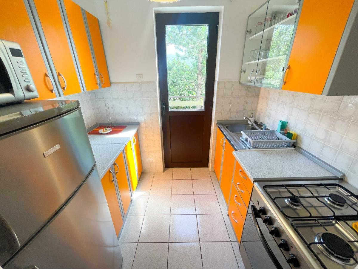 Apartmani Irena Jadranovo Exteriör bild